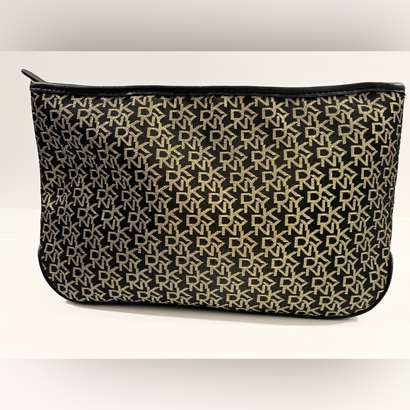 Dkny Bags Dkny Cosmetictoiletries Purse Poshmark